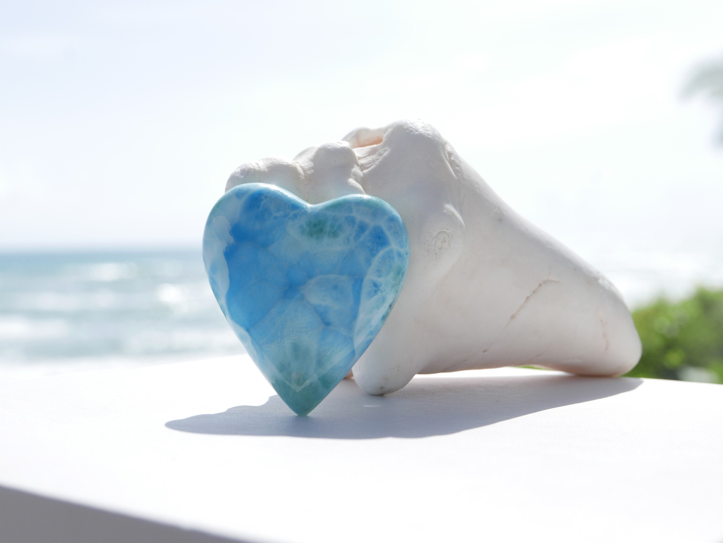 CBJ_larimar_All-embracing-Love_01